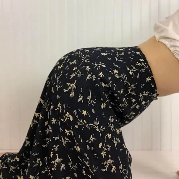 Vintage Navy & Cream Floral Midi Skirt - Picture 2 of 7